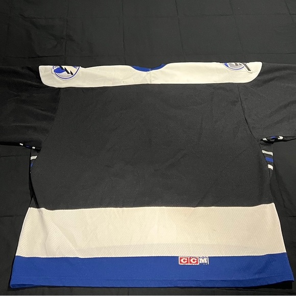 CCM Tampa Bay Lightening
Hockey Jersey XXL - Picture 2 of 5